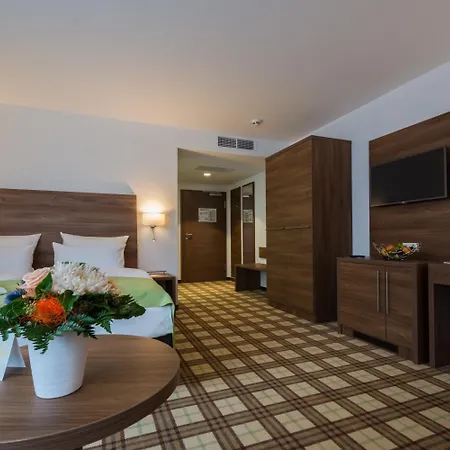 福耳图那酒店 4* Schwäbisch Gmünd