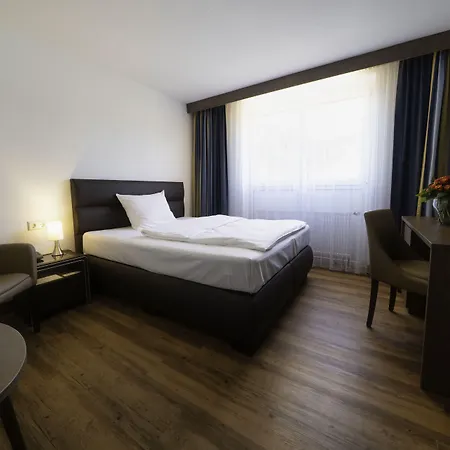 福耳图那酒店 酒店